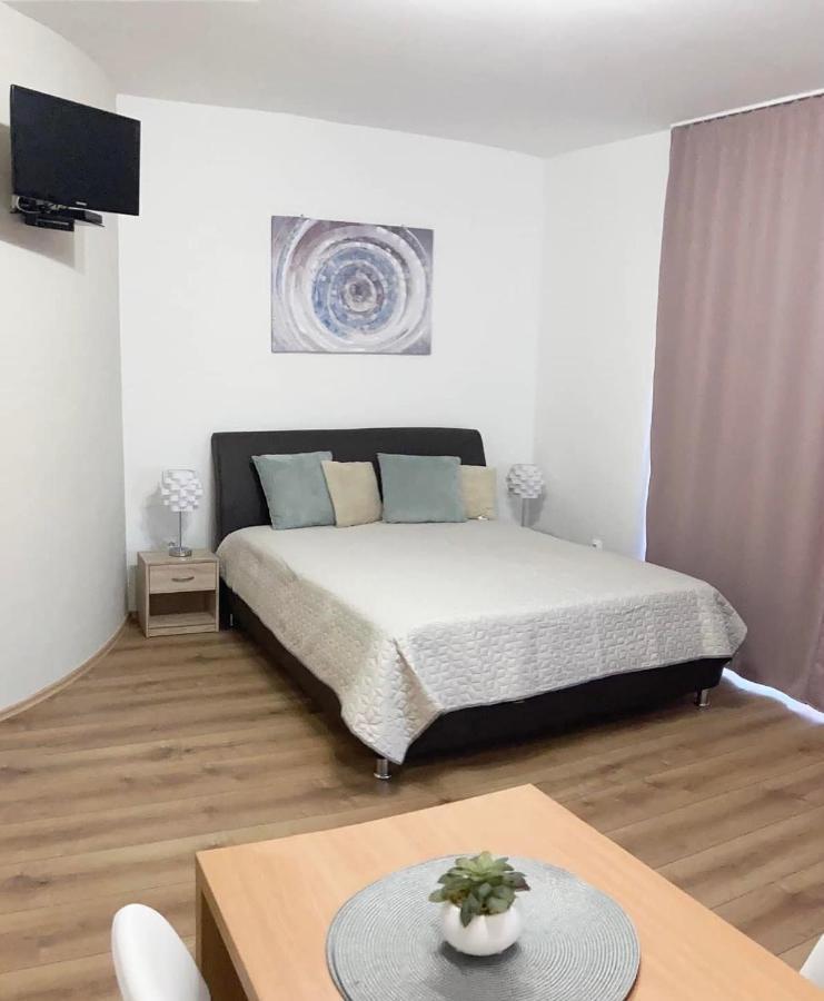 Jade Apartman Heviz Exterior foto